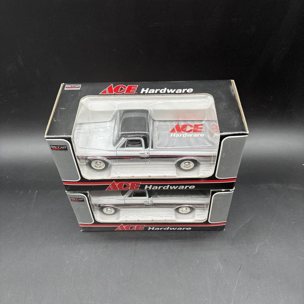 Spec Cast ACE Hardware White Pickup Truck Die Cast Collectable Lot of 2 NIB 1:25